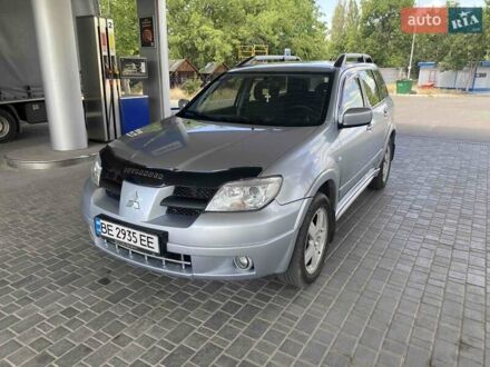 Мицубиси Аутлендер 2008 в Николаеве на Automoto.ua Серый Мицубиси Аутлендер, объемом двигателя 2.38 л и пробегом 216 тыс. км за 7900 $, фото 1 на Automoto.ua