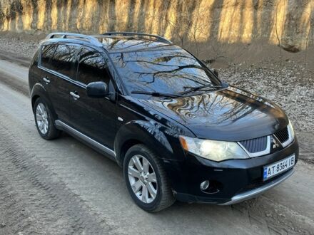 Міцубісі Аутлендер 2008 у Павлограде на Automoto.ua Сірий Міцубісі Аутлендер, об'ємом двигуна 2 л та пробігом 285 тис. км за 4000 $, фото 1 на Automoto.ua