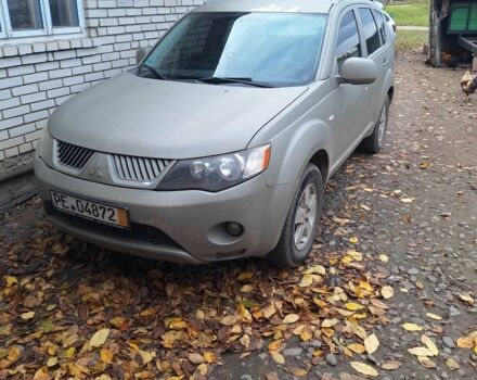 Сірий Міцубісі Аутлендер, об'ємом двигуна 2 л та пробігом 262 тис. км за 4700 $, фото 1 на Automoto.ua