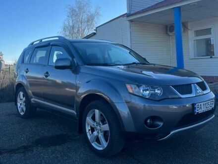 Сірий Міцубісі Аутлендер, об'ємом двигуна 2.36 л та пробігом 214 тис. км за 7800 $, фото 1 на Automoto.ua