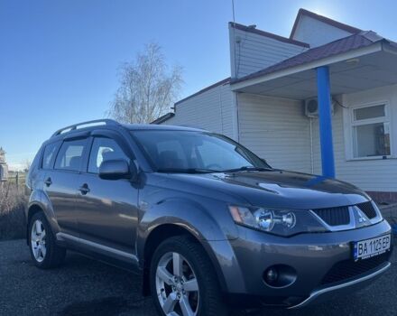 Сірий Міцубісі Аутлендер, об'ємом двигуна 2.4 л та пробігом 213 тис. км за 7800 $, фото 1 на Automoto.ua