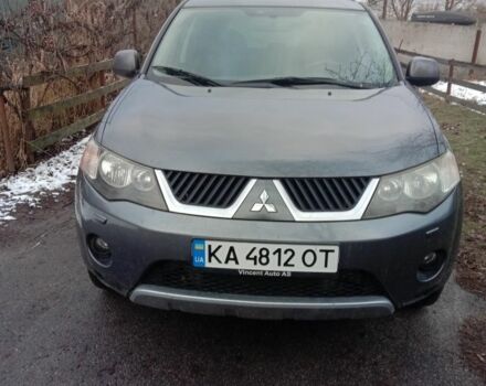 Сірий Міцубісі Аутлендер, об'ємом двигуна 0 л та пробігом 200 тис. км за 4200 $, фото 1 на Automoto.ua