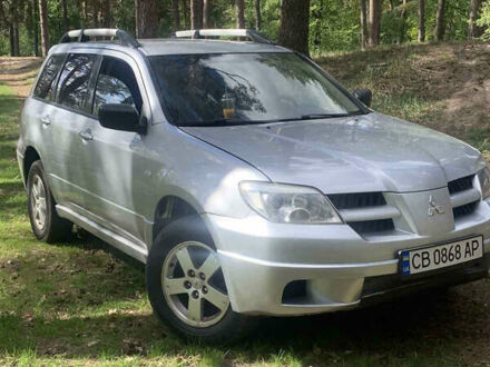 Мицубиси Аутлендер 2008 в Чернигове на Automoto.ua Серый Мицубиси Аутлендер, объемом двигателя 2 л и пробегом 210 тыс. км за 4700 $, фото 1 на Automoto.ua