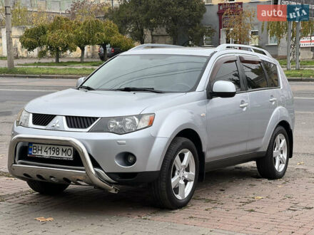 Сірий Міцубісі Аутлендер, об'ємом двигуна 3 л та пробігом 176 тис. км за 8300 $, фото 1 на Automoto.ua