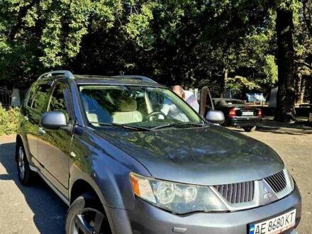 Мицубиси Аутлендер 2008 в Полтаве на Automoto.ua Серый Мицубиси Аутлендер, объемом двигателя 3 л и пробегом 350 тыс. км за 9700 $, фото 1 на Automoto.ua