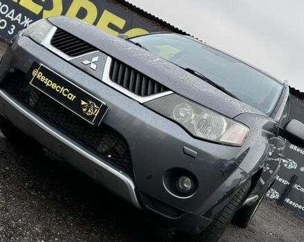 Серый Мицубиси Аутлендер, объемом двигателя 2 л и пробегом 339 тыс. км за 4949 $, фото 1 на Automoto.ua