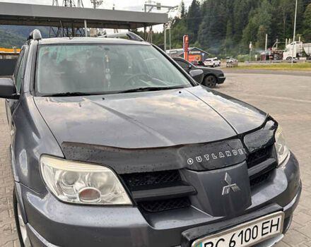 Мицубиси Аутлендер 2008 в Стрые на Automoto.ua Серый Мицубиси Аутлендер, объемом двигателя 2.4 л и пробегом 180 тыс. км за 6500 $, фото 1 на Automoto.ua