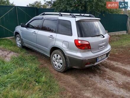 Мицубиси Аутлендер 2009 в Полтаве на Automoto.ua Серый Мицубиси Аутлендер, объемом двигателя 2 л и пробегом 215 тыс. км за 5900 $, фото 1 на Automoto.ua