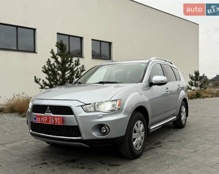 Сірий Міцубісі Аутлендер, об'ємом двигуна 2.2 л та пробігом 236 тис. км за 9800 $, фото 1 на Automoto.ua