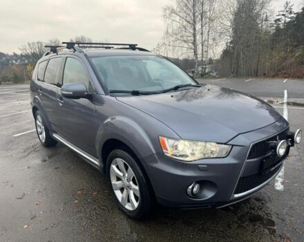 Сірий Міцубісі Аутлендер, об'ємом двигуна 0 л та пробігом 260 тис. км за 6000 $, фото 1 на Automoto.ua