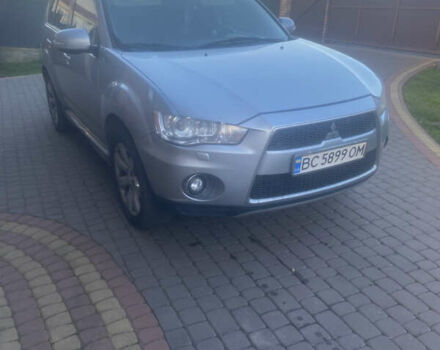 Сірий Міцубісі Аутлендер, об'ємом двигуна 2 л та пробігом 286 тис. км за 10300 $, фото 1 на Automoto.ua