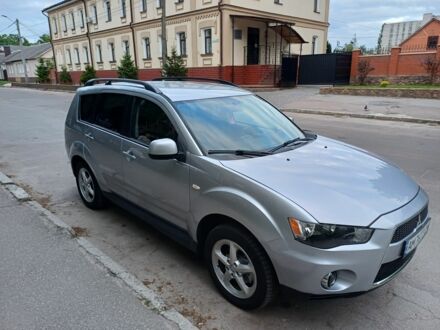 Міцубісі Аутлендер 2010 у Житомирі на Automoto.ua Сірий Міцубісі Аутлендер, об'ємом двигуна 2.4 л та пробігом 205 тис. км за 9999 $, фото 1 на Automoto.ua