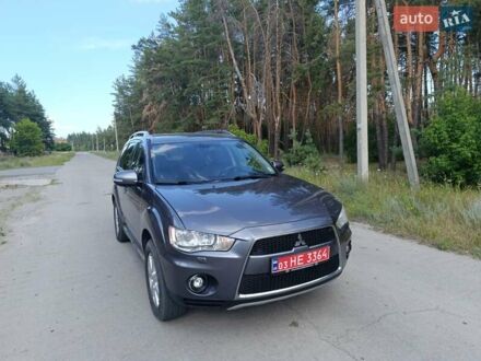 Мицубиси Аутлендер 2010 в Змиеве на Automoto.ua Серый Мицубиси Аутлендер, объемом двигателя 2.4 л и пробегом 220 тыс. км за 11800 $, фото 1 на Automoto.ua