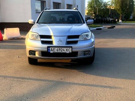 Міцубісі Аутлендер 2010 у Дніпро (Дніпропетровську) на Automoto.ua Сірий Міцубісі Аутлендер, об'ємом двигуна 2.4 л та пробігом 234 тис. км за 8700 $, фото 1 на Automoto.ua