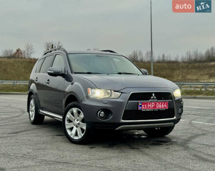 Серый Мицубиси Аутлендер, объемом двигателя 2.2 л и пробегом 160 тыс. км за 11350 $, фото 1 на Automoto.ua