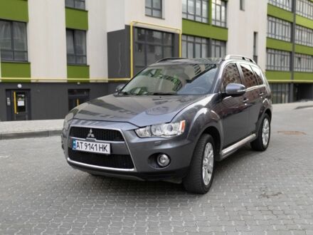 Сірий Міцубісі Аутлендер, об'ємом двигуна 2.3 л та пробігом 288 тис. км за 9700 $, фото 1 на Automoto.ua