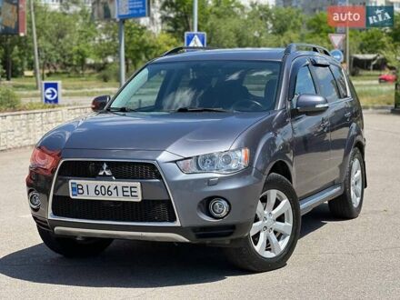 Мицубиси Аутлендер 2011 в Запорожье на Automoto.ua Серый Мицубиси Аутлендер, объемом двигателя 2.18 л и пробегом 182 тыс. км за 11400 $, фото 1 на Automoto.ua