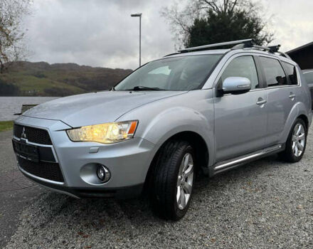 Серый Мицубиси Аутлендер, объемом двигателя 0 л и пробегом 279 тыс. км за 4935 $, фото 1 на Automoto.ua