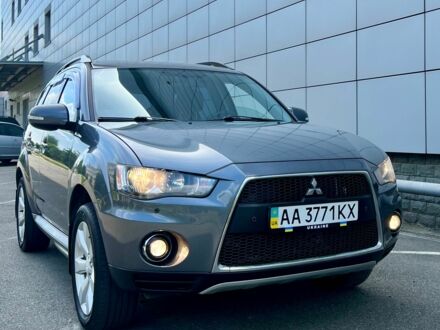 Мицубиси Аутлендер 2011 в Броварах на Automoto.ua Серый Мицубиси Аутлендер, объемом двигателя 2 л и пробегом 160 тыс. км за 10350 $, фото 1 на Automoto.ua