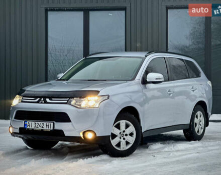 Сірий Міцубісі Аутлендер, об'ємом двигуна 2.36 л та пробігом 228 тис. км за 9999 $, фото 1 на Automoto.ua
