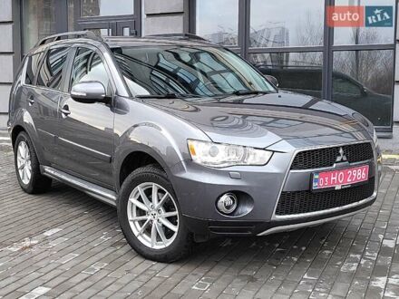 Сірий Міцубісі Аутлендер, об'ємом двигуна 2.2 л та пробігом 216 тис. км за 11250 $, фото 1 на Automoto.ua