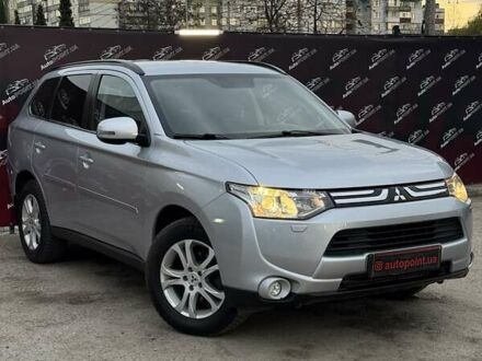 Серый Мицубиси Аутлендер, объемом двигателя 2.2 л и пробегом 190 тыс. км за 14950 $, фото 1 на Automoto.ua