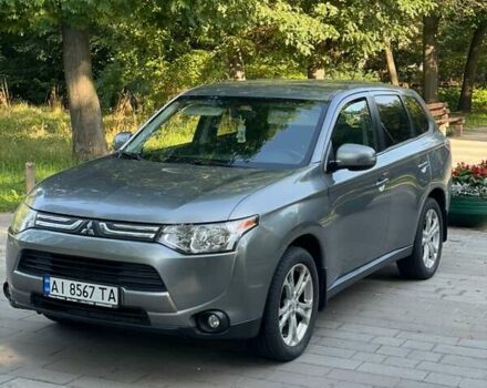Сірий Міцубісі Аутлендер, об'ємом двигуна 2.4 л та пробігом 150 тис. км за 10750 $, фото 1 на Automoto.ua