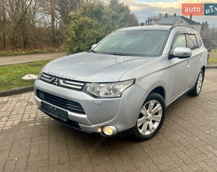 Серый Мицубиси Аутлендер, объемом двигателя 2.2 л и пробегом 224 тыс. км за 13850 $, фото 1 на Automoto.ua