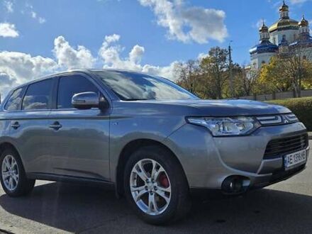 Міцубісі Аутлендер 2013 у Кривому Розі на Automoto.ua Сірий Міцубісі Аутлендер, об'ємом двигуна 3 л та пробігом 104 тис. км за 13500 $, фото 1 на Automoto.ua
