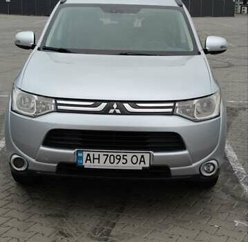 Сірий Міцубісі Аутлендер, об'ємом двигуна 2 л та пробігом 231 тис. км за 12200 $, фото 1 на Automoto.ua