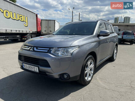 Мицубиси Аутлендер 2013 в Киеве на Automoto.ua Серый Мицубиси Аутлендер, объемом двигателя 2.4 л и пробегом 163 тыс. км за 14000 $, фото 1 на Automoto.ua