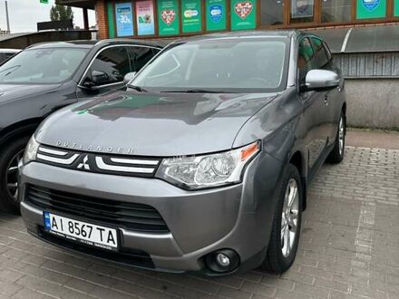 Міцубісі Аутлендер 2013 у Києві на Automoto.ua Сірий Міцубісі Аутлендер, об'ємом двигуна 2.4 л та пробігом 150 тис. км за 11300 $, фото 1 на Automoto.ua