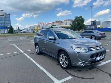 Мицубиси Аутлендер 2013 в Киеве на Automoto.ua Серый Мицубиси Аутлендер, объемом двигателя 2 л и пробегом 265 тыс. км за 12400 $, фото 1 на Automoto.ua