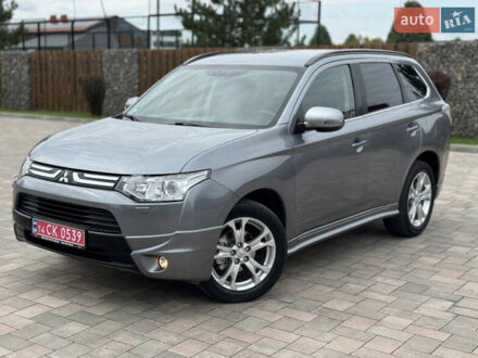 Мицубиси Аутлендер 2013 в Ивано-Франковске на Automoto.ua Серый Мицубиси Аутлендер, объемом двигателя 2.3 л и пробегом 148 тыс. км за 15350 $, фото 1 на Automoto.ua