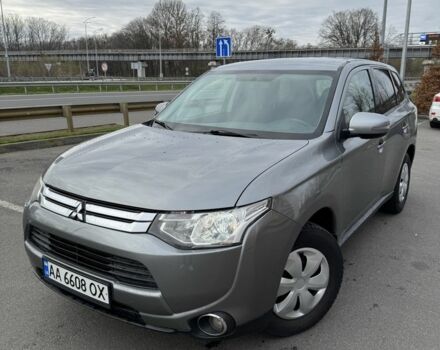 Сірий Міцубісі Аутлендер, об'ємом двигуна 2 л та пробігом 177 тис. км за 10399 $, фото 1 на Automoto.ua