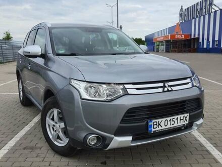 Мицубиси Аутлендер 2014 в Дубно на Automoto.ua Серый Мицубиси Аутлендер, объемом двигателя 2.2 л и пробегом 167 тыс. км за 16800 $, фото 1 на Automoto.ua