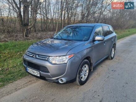 Міцубісі Аутлендер 2014 у Тернополі на Automoto.ua Сірий Міцубісі Аутлендер, об'ємом двигуна 2.4 л та пробігом 120 тис. км за 12900 $, фото 1 на Automoto.ua