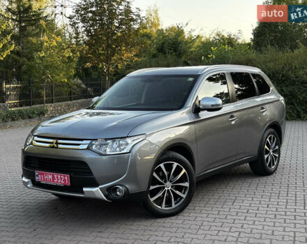 Сірий Міцубісі Аутлендер, об'ємом двигуна 2.2 л та пробігом 202 тис. км за 13900 $, фото 1 на Automoto.ua