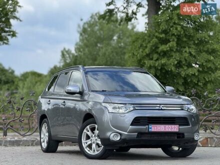 Міцубісі Аутлендер 2014 у Дрогобичі на Automoto.ua Сірий Міцубісі Аутлендер, об'ємом двигуна 2.2 л та пробігом 173 тис. км за 15900 $, фото 1 на Automoto.ua