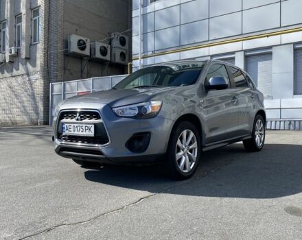 Серый Мицубиси Аутлендер, объемом двигателя 2.4 л и пробегом 250 тыс. км за 10800 $, фото 1 на Automoto.ua