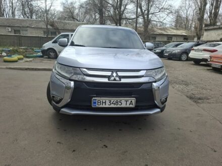 Міцубісі Аутлендер 2015 у Одесі на Automoto.ua Сірий Міцубісі Аутлендер, об'ємом двигуна 2.4 л та пробігом 107 тис. км за 15300 $, фото 1 на Automoto.ua