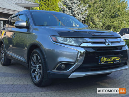 Мицубиси Аутлендер 2015 в Львове на Automoto.ua Серый Мицубиси Аутлендер, объемом двигателя 2.4 л и пробегом 88 тыс. км за 17500 $, фото 1 на Automoto.ua