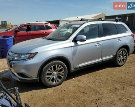 Серый Мицубиси Аутлендер, объемом двигателя 0 л и пробегом 142 тыс. км за 1500 $, фото 1 на Automoto.ua