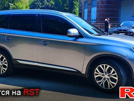 Мицубиси Аутлендер 2016 в Одессе на Automoto.ua Серый Мицубиси Аутлендер, объемом двигателя 2.4 л и пробегом 85 тыс. км за 19200 $, фото 1 на Automoto.ua