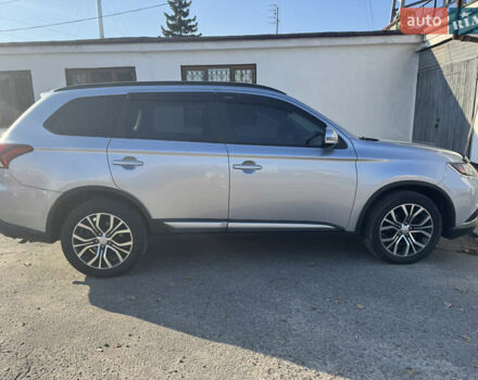 Сірий Міцубісі Аутлендер, об'ємом двигуна 2.36 л та пробігом 123 тис. км за 17400 $, фото 1 на Automoto.ua