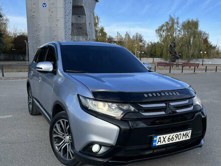 Мицубиси Аутлендер 2016 в Харькове на Automoto.ua Серый Мицубиси Аутлендер, объемом двигателя 2.36 л и пробегом 215 тыс. км за 15300 $, фото 1 на Automoto.ua