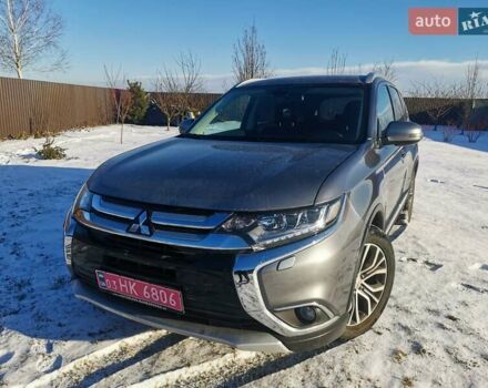 Сірий Міцубісі Аутлендер, об'ємом двигуна 2.3 л та пробігом 129 тис. км за 16200 $, фото 1 на Automoto.ua