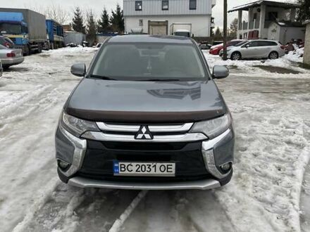 Мицубиси Аутлендер 2016 в Львове на Automoto.ua Серый Мицубиси Аутлендер, объемом двигателя 2.36 л и пробегом 95 тыс. км за 14500 $, фото 1 на Automoto.ua