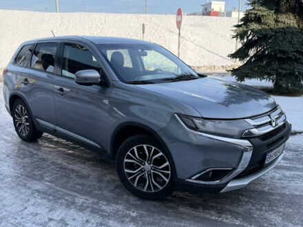 Серый Мицубиси Аутлендер, объемом двигателя 2.35 л и пробегом 188 тыс. км за 12900 $, фото 1 на Automoto.ua