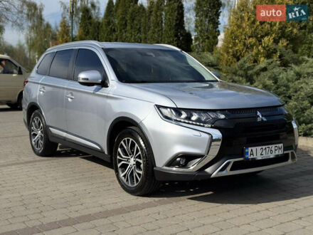 Мицубиси Аутлендер 2016 в Киеве на Automoto.ua Серый Мицубиси Аутлендер, объемом двигателя 2.36 л и пробегом 150 тыс. км за 16800 $, фото 1 на Automoto.ua